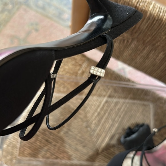 Stuart Weitzman strappy kitten heel - Picture 6 of 8